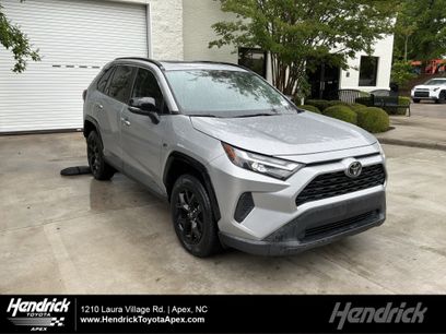 Used 2022 Toyota RAV4 XLE w/ Convenience Package