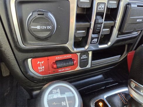 Certified 2021 Jeep Gladiator Mojave w/ Trailer Tow Package image 26