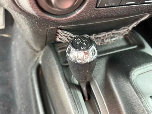 Used 2013 Jeep Wrangler Unlimited Sahara w/ Dual Top Group image 23