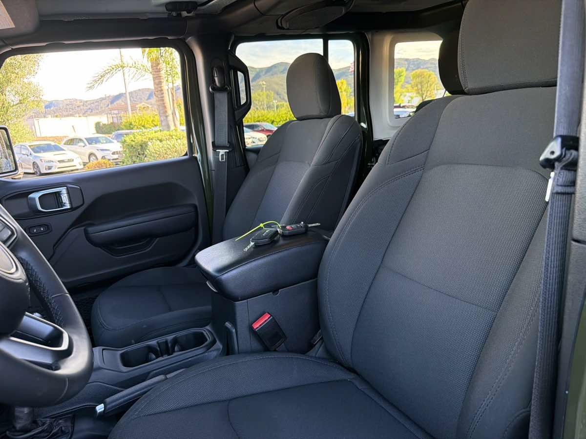 Used 2023 Jeep Wrangler Unlimited w/ 8.4" Radio Group AWD/4WD image 21