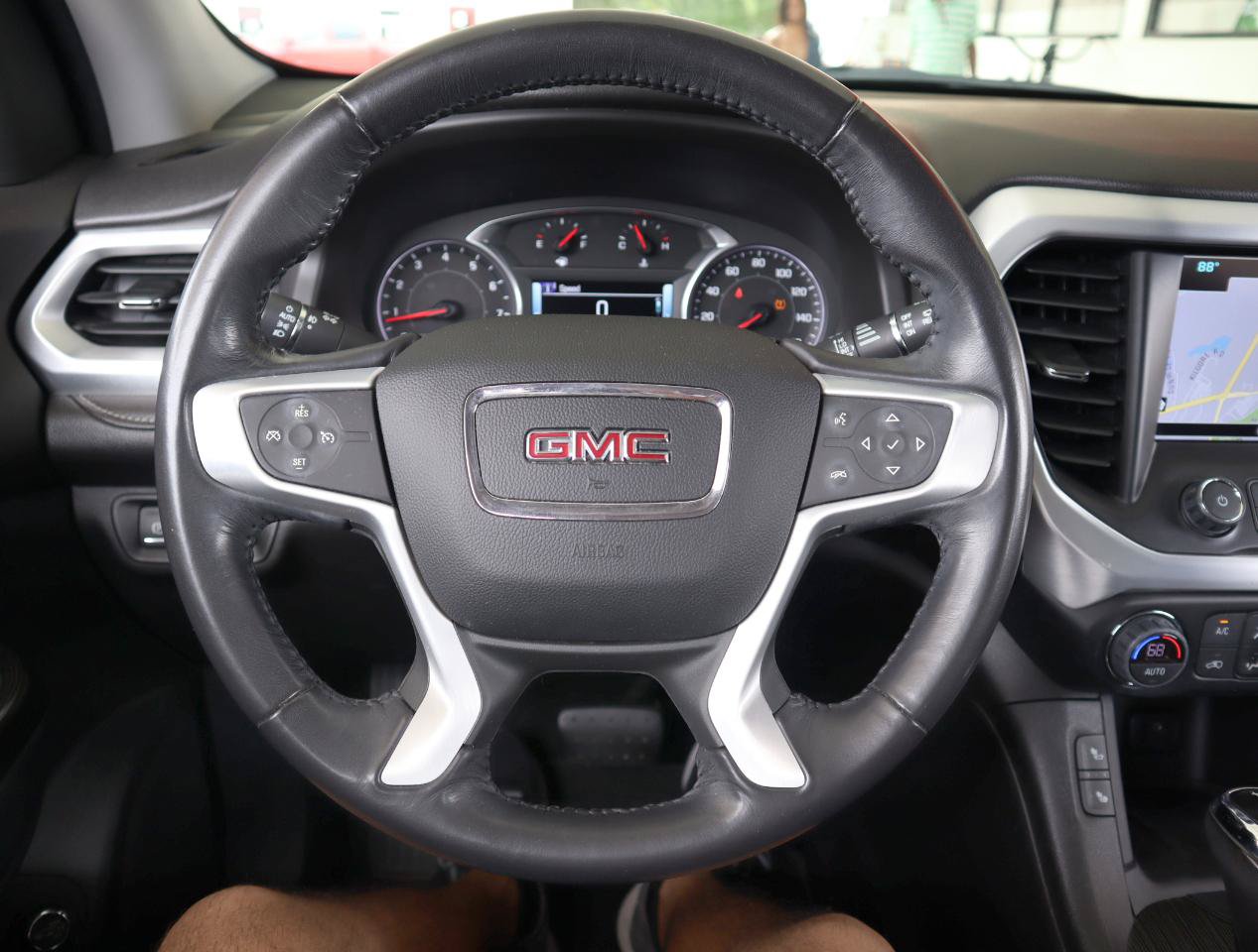 Used 2019 GMC Acadia SLT FWD image 52