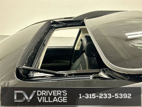 Used 2023 GMC Acadia Denali w/ Denali Ultimate Package image 20