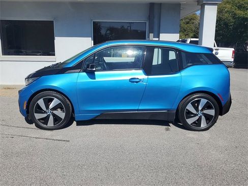 Used 2017 BMW i3 94Ah w/Range Extender image 11