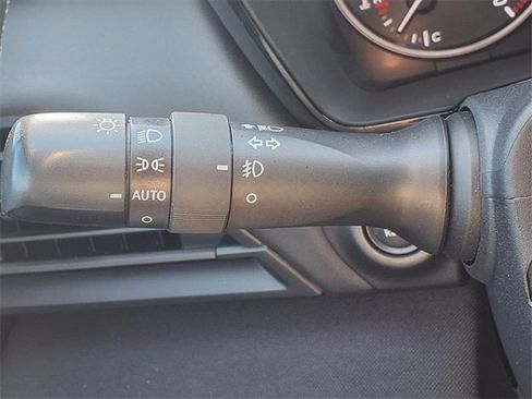 Certified 2025 Subaru Outback Premium image 13