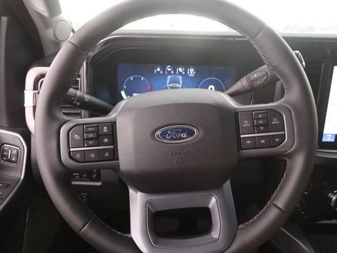 New 2026 Ford F250 Lariat w/ Black Appearance Package AWD/4WD image 13