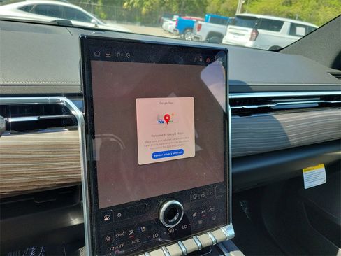 New 2025 GMC Sierra EV Denali image 24