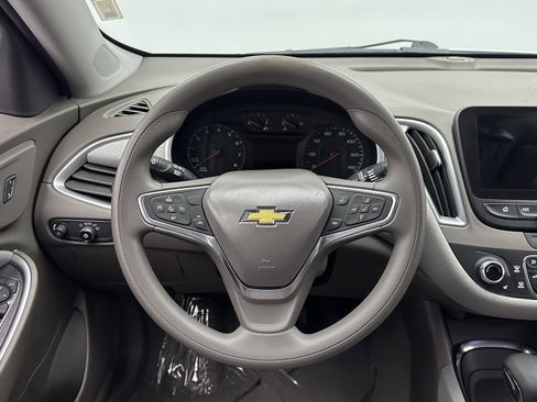Used 2023 Chevrolet Malibu LT image 24