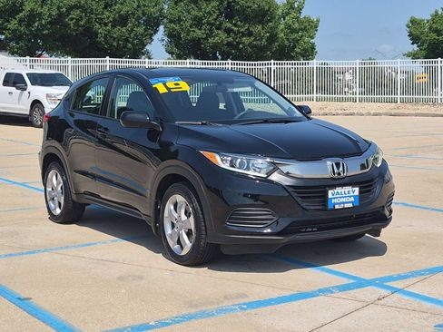 Used 2019 Honda HR-V LX image 5