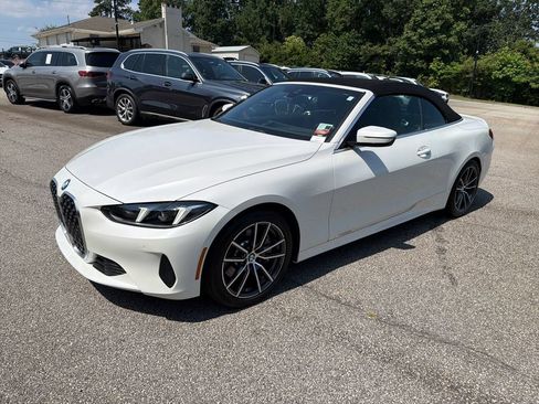 Used 2025 BMW 430i Convertible RWD image 3