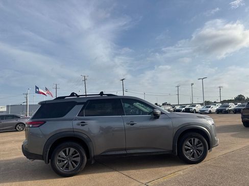 Certified 2024 Nissan Pathfinder SV w/ Cargo Package FWD image 22