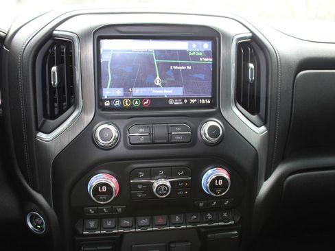 Used 2021 GMC Sierra 2500 Denali w/ Denali Ultimate Package AWD/4WD image 27