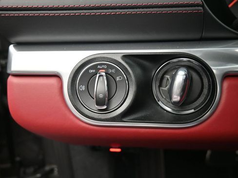 Certified 2025 Porsche 718 Boxster GTS w/ Premium Package image 23