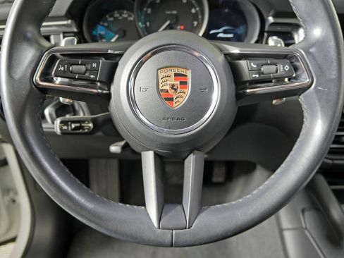 Certified 2023 Porsche Macan AWD/4WD image 26