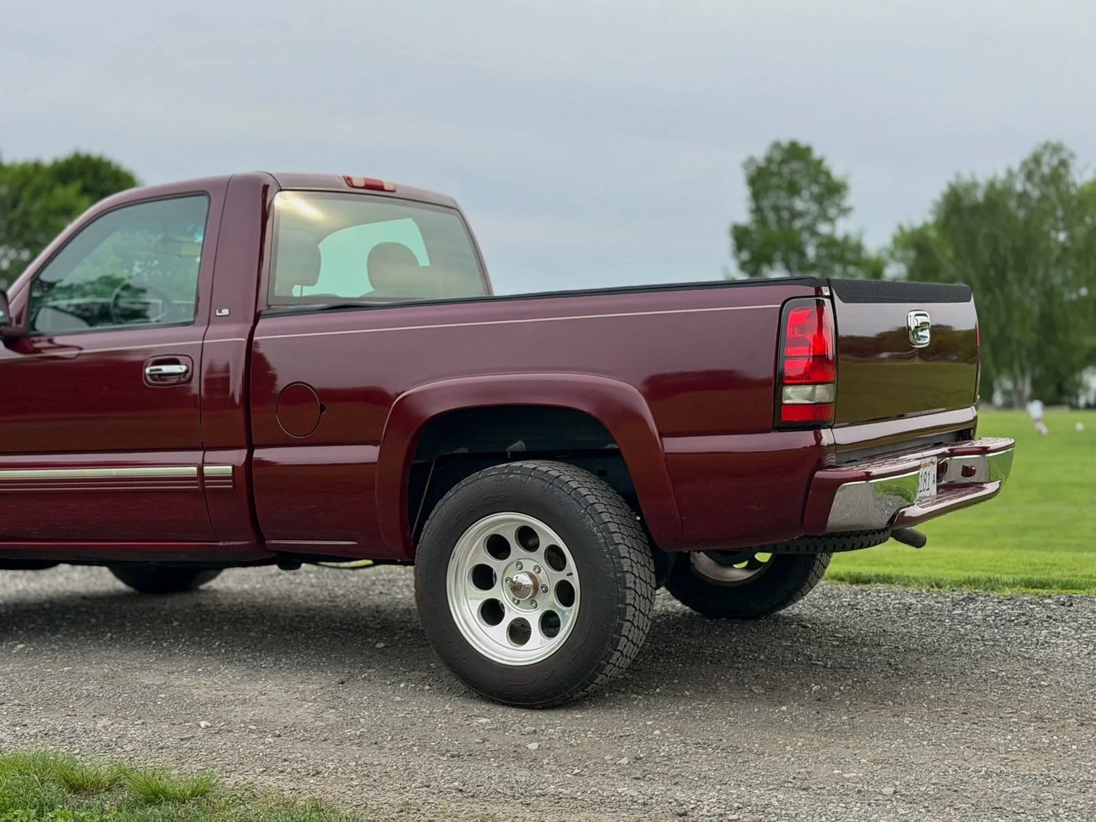 Used 2001 Chevrolet Silverado 1500 LS w/ Off-Road Chassis Pkg AWD/4WD image 17