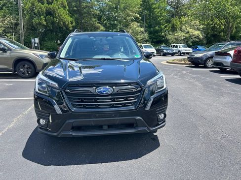 Certified 2024 Subaru Forester Limited AWD/4WD image 11