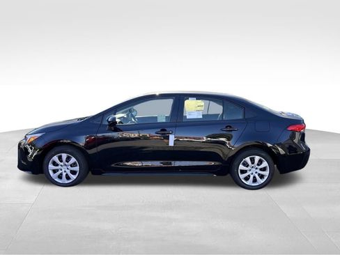 New 2026 Toyota Corolla LE FWD image 2