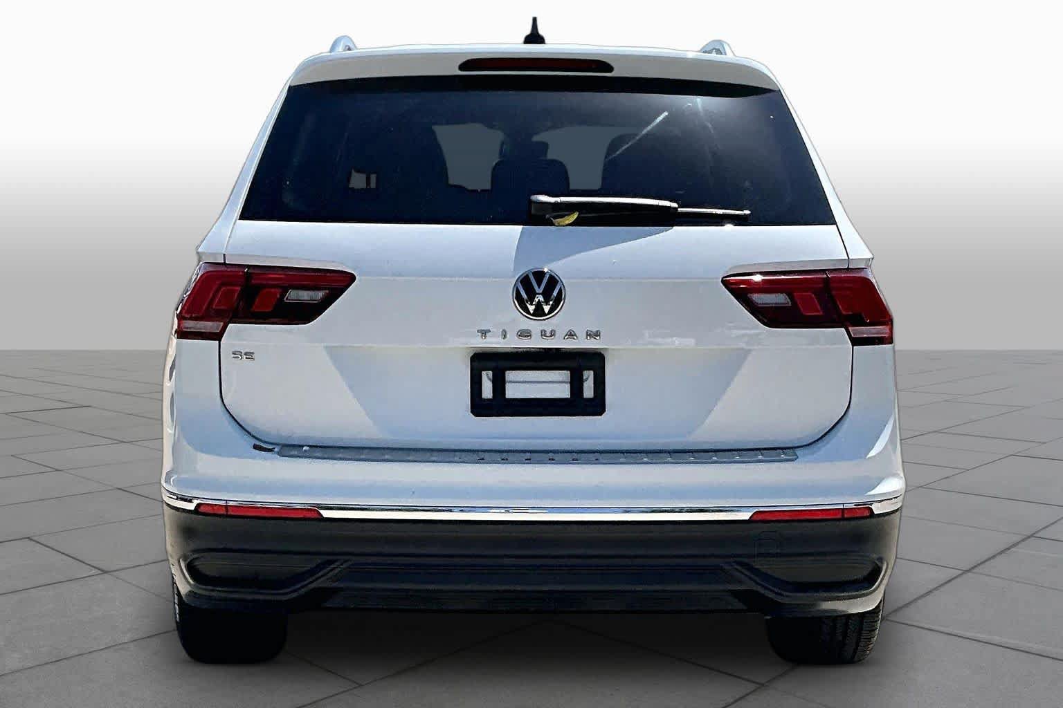 Used 2022 Volkswagen Tiguan SE FWD image 7