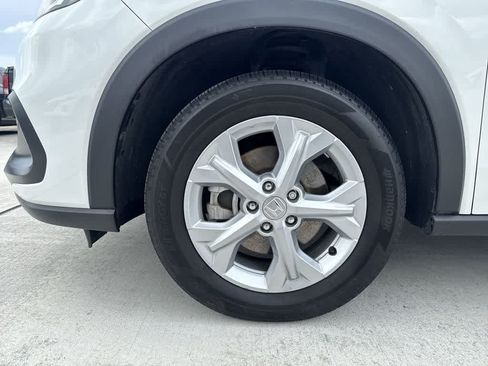 Used 2025 Honda HR-V LX image 10