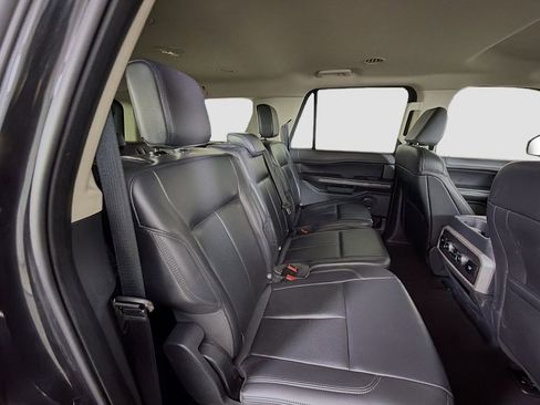 Used 2024 Ford Expedition Max XLT AWD/4WD image 30