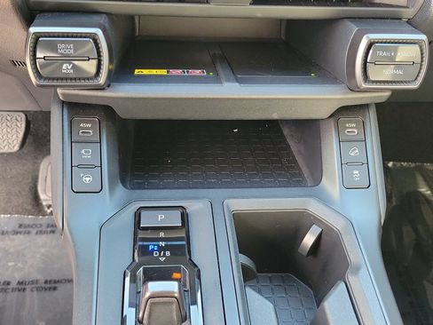 Used 2026 Toyota RAV4 Limited AWD/4WD image 22