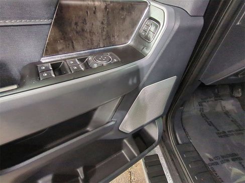 Used 2022 Ford F150 Lariat w/ Equipment Group 502A High image 18