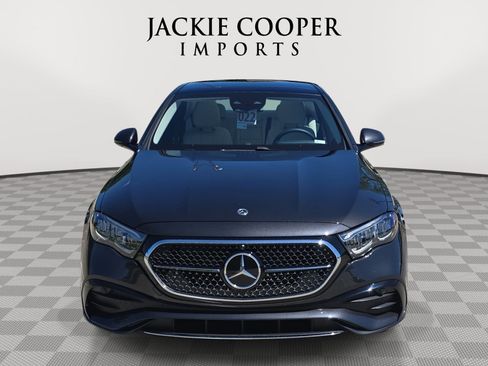 Used 2025 Mercedes-Benz E 350 Sedan image 2