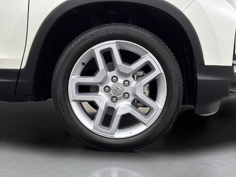 Certified 2025 Honda Passport EX-L image 12