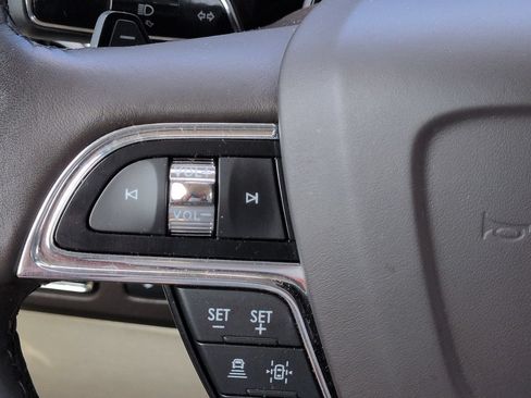 Certified 2024 Lincoln Navigator Black Label AWD/4WD image 26