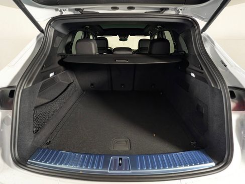 New 2026 Porsche Cayenne image 17