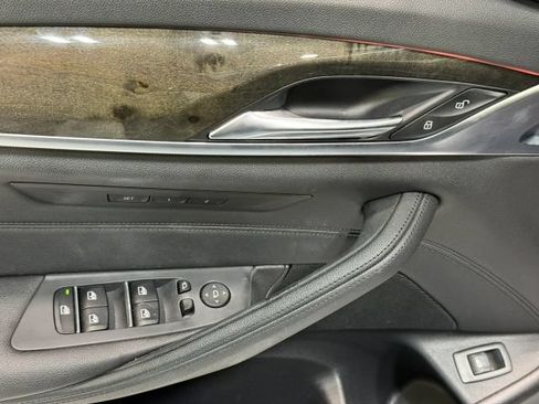 Used 2018 BMW 530i RWD image 11