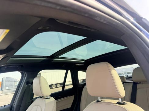 Used 2017 BMW X1 xDrive28i image 18