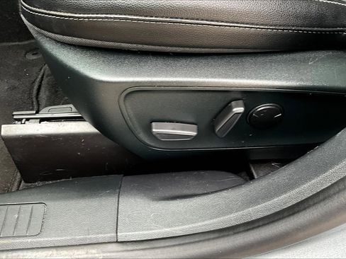 Used 2022 Ford Escape SEL w/ Technology Package image 35