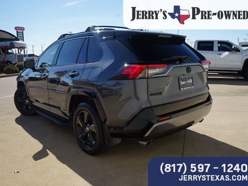 Used 2020 Toyota RAV4 XSE w/ XSE Grade Weather Package image 2