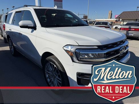 Used 2024 Ford Expedition Limited AWD/4WD image 3