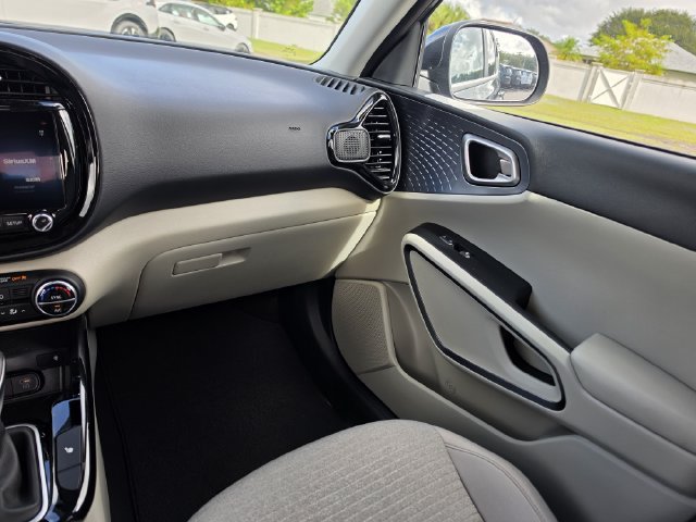 Certified 2024 Kia Soul EX FWD image 9
