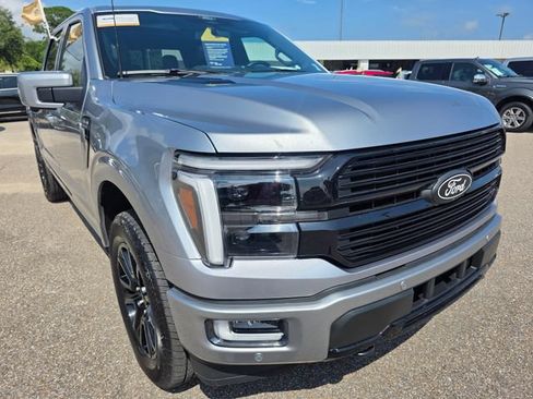 Certified 2025 Ford F150 Platinum w/ Equipment Group 702A High AWD/4WD image 2