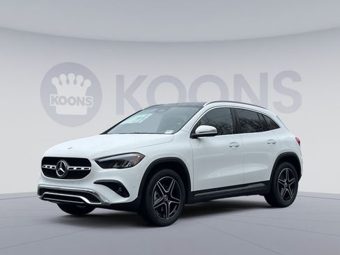 New 2026 Mercedes-Benz GLA 250 4MATIC image 1