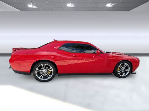 Used 2021 Dodge Challenger GT w/ Plus Package RWD image 8
