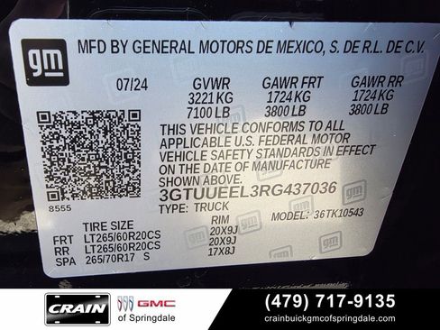 Used 2024 GMC Sierra 1500 AT4 w/ Technology Package AWD/4WD image 32