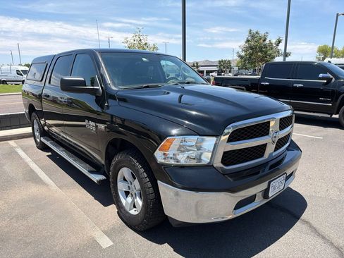 Used 2019 RAM 1500 Classic SLT AWD/4WD image 2