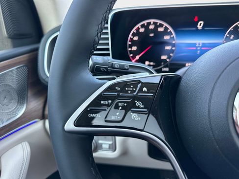 New 2026 Mercedes-Benz GLE 350 4MATIC image 32