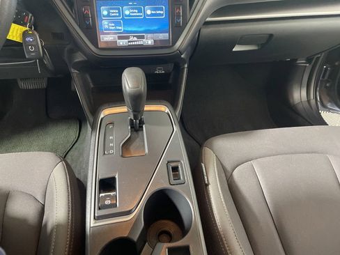 Used 2025 Subaru Impreza 2.0i AWD/4WD image 17