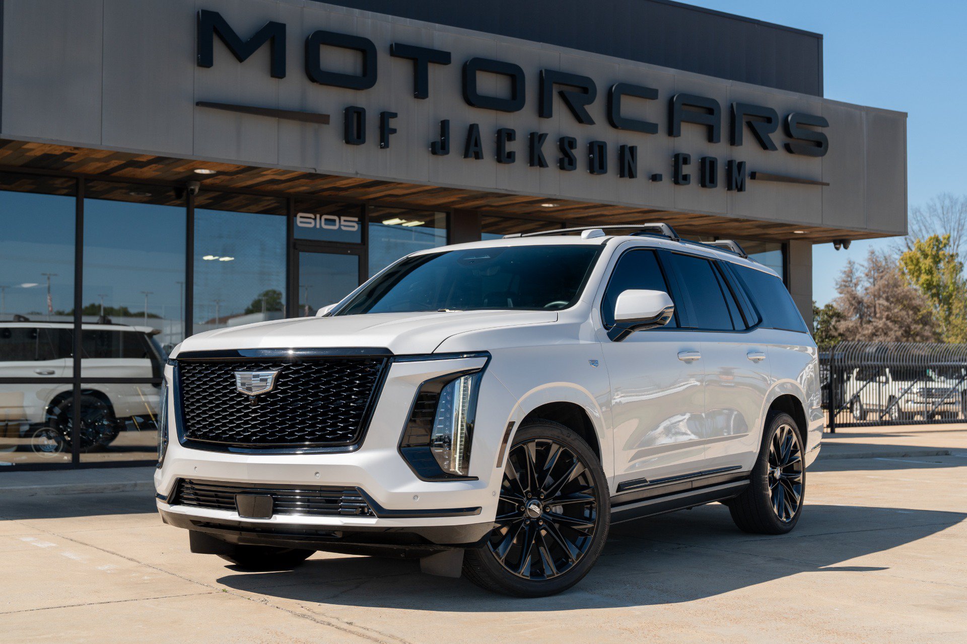 Used 2025 Cadillac Escalade Sport Platinum w/ LPO, ONYX Package AWD/4WD image 1