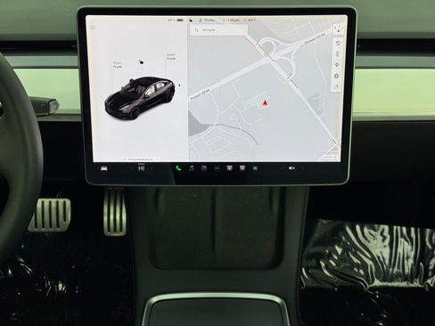 Used 2021 Tesla Model 3 Performance image 19
