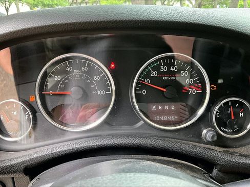 Used 2017 Jeep Wrangler Unlimited Rubicon AWD/4WD image 12