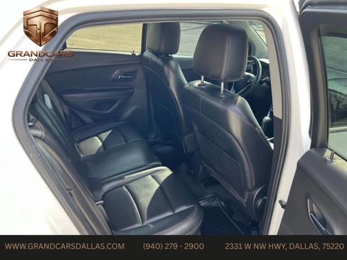 Used 2017 Chevrolet Trax Premier w/ Driver Confidence II Package image 14