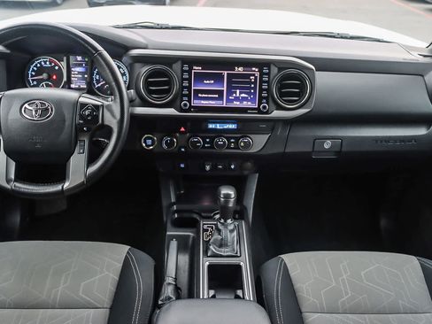 Used 2023 Toyota Tacoma TRD Off-Road image 11