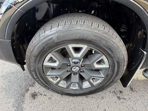 Used 2021 Nissan Titan Platinum Reserve w/ Moonroof Package image 13