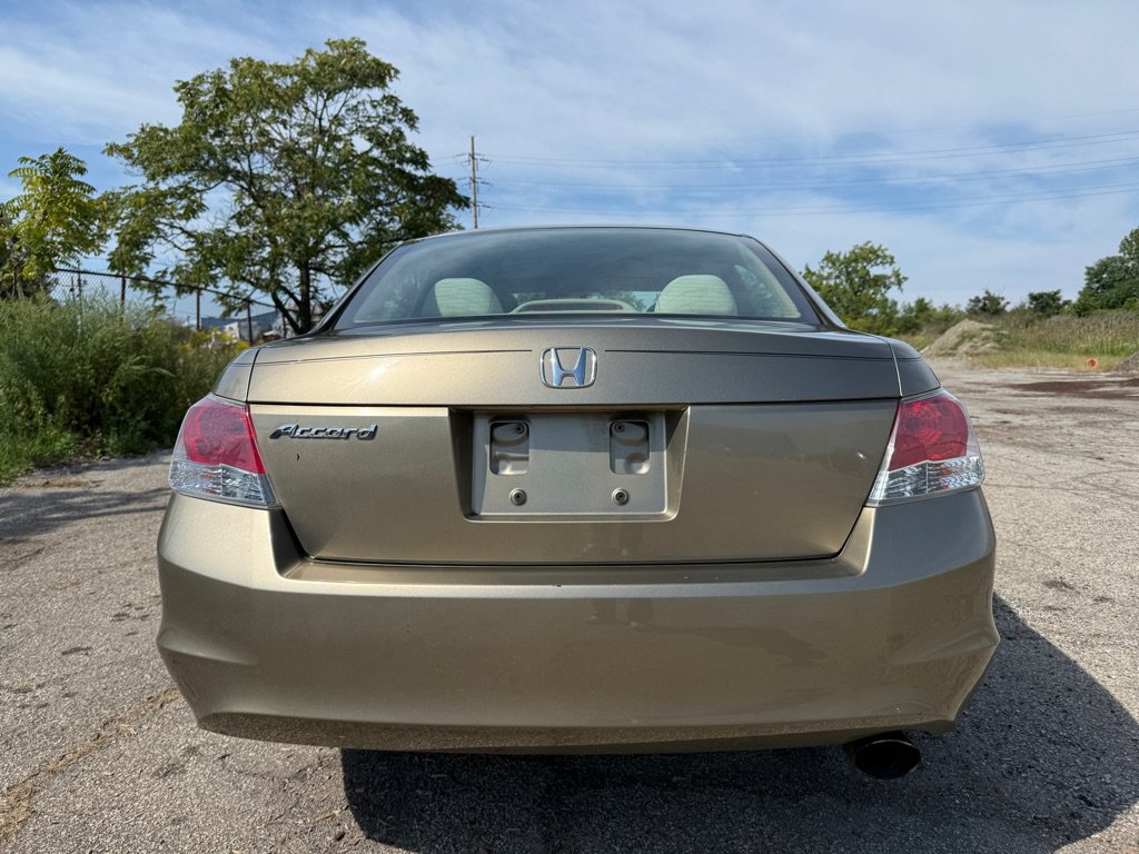 Used 2010 Honda Accord LX-P image 4