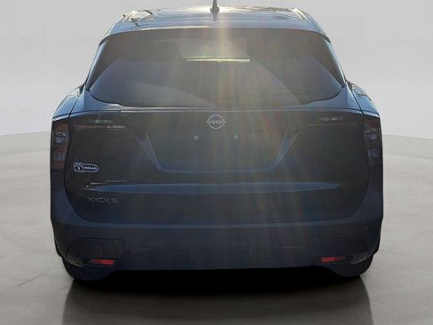 Certified 2025 Nissan Kicks SV image 24